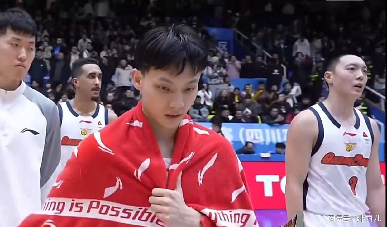 世界杯app下载-最新消息！CBA“暴力控卫”驰援杜锋，保送广东队躺进总决赛！